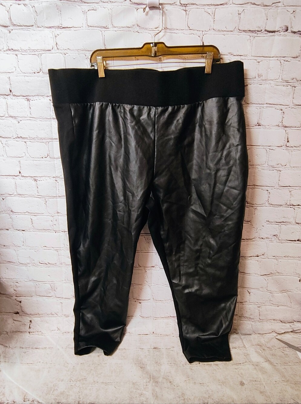 Torrid 4X Pull On Moto Vegan Pleather Black Paneled Pants